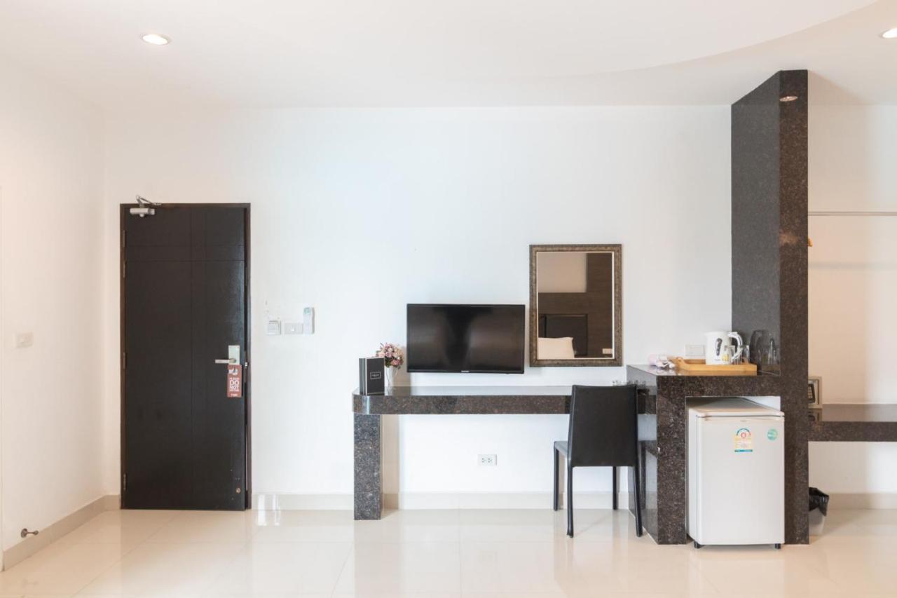 Tribe Pattaya Sha Certificated Hotel Екстериор снимка
