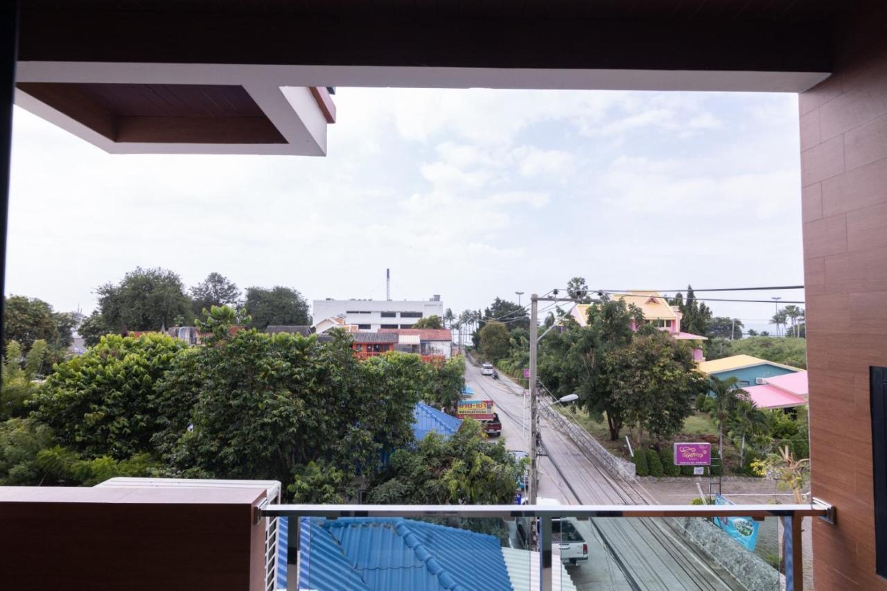 Tribe Pattaya Sha Certificated Hotel Екстериор снимка