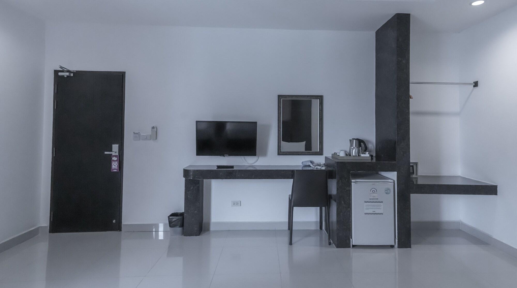 Tribe Pattaya Sha Certificated Hotel Екстериор снимка