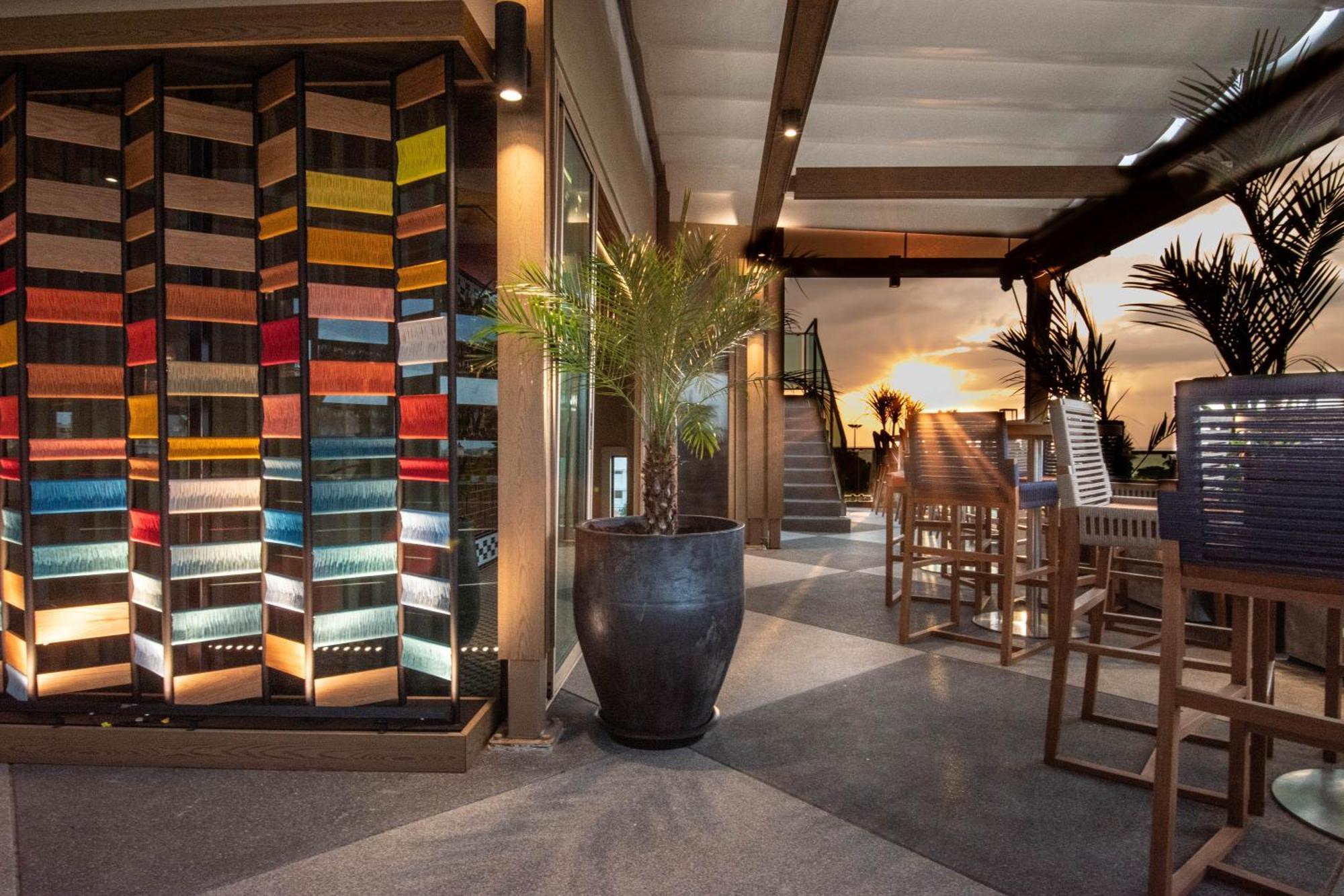 Tribe Pattaya Sha Certificated Hotel Екстериор снимка