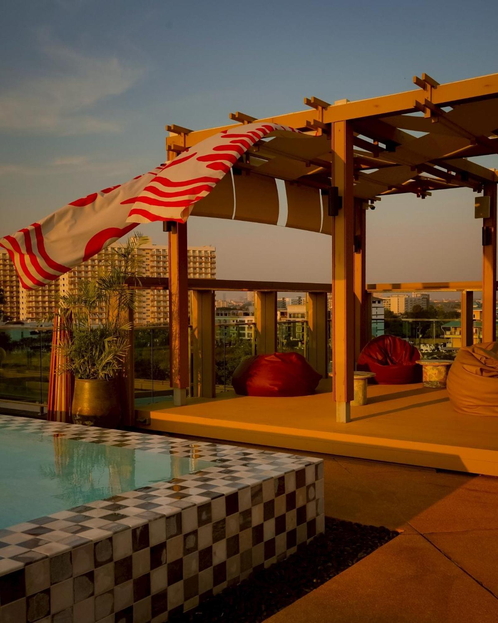 Tribe Pattaya Sha Certificated Hotel Екстериор снимка